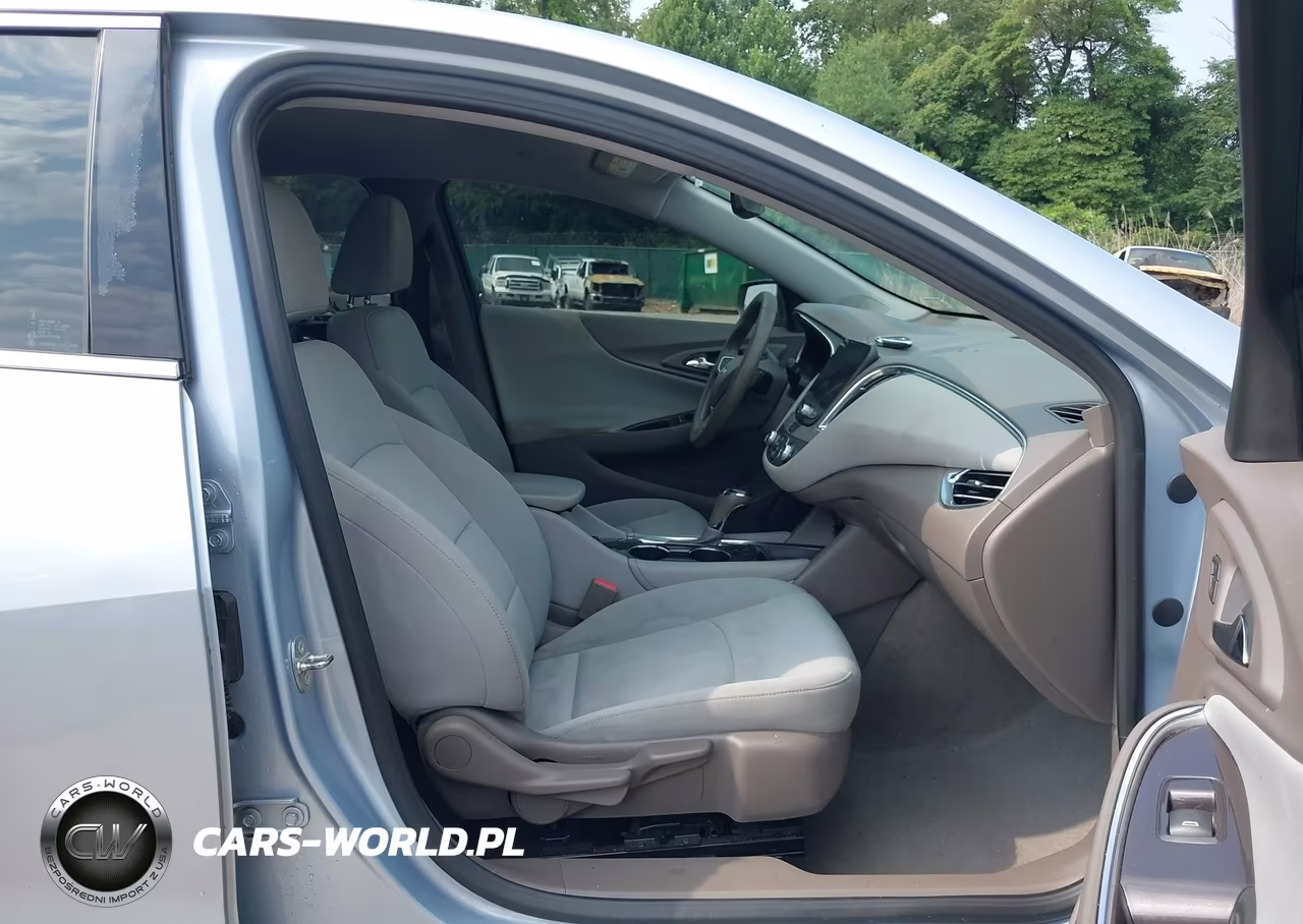 2017 Chevrolet Malibu 1Lt VIN:1G1ZE5ST7HF261589 - 5