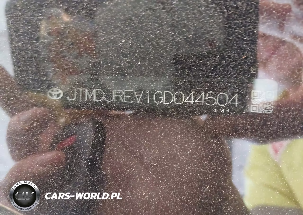 2016 Toyota Rav4 Hybrid Limited VIN:JTMDJREV1GD044504 - 9