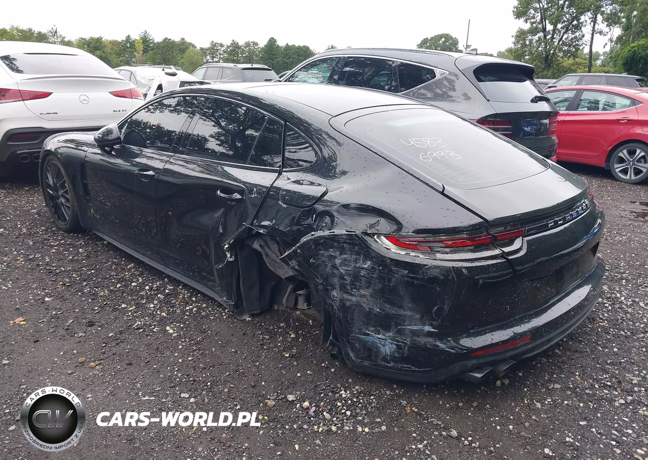 2018 Porsche Panamera E-Hybrid 4 VIN:WP0AE2A73JL177879 - 3