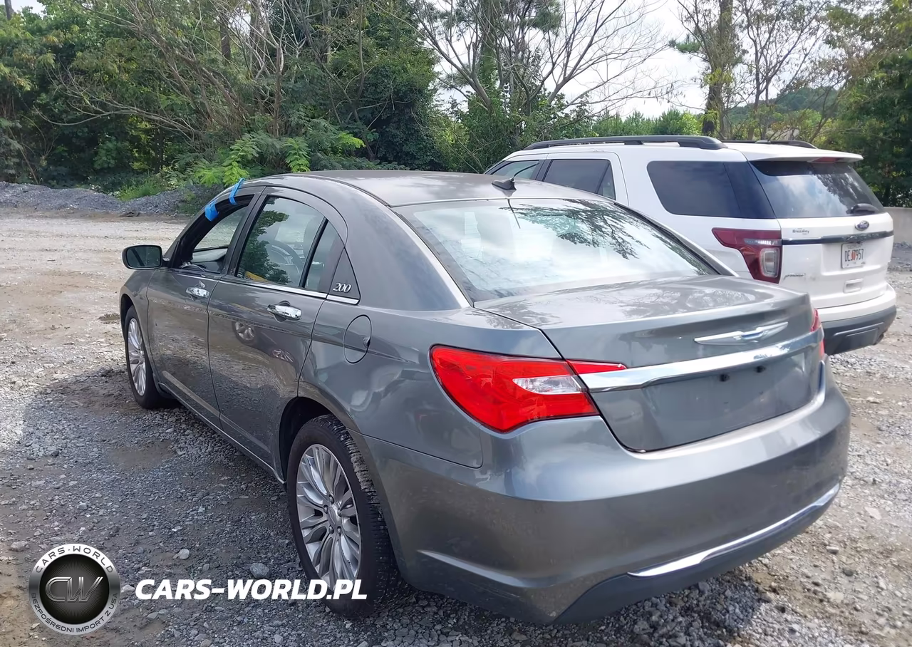 2012 Chrysler 200 Limited VIN:1C3CCBCB5CN257616 - 3