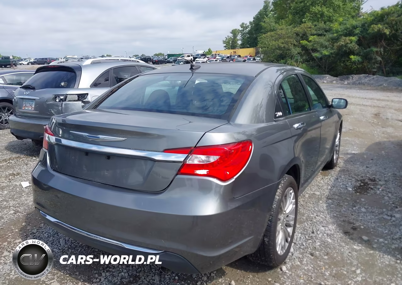 2012 Chrysler 200 Limited VIN:1C3CCBCB5CN257616 - 4