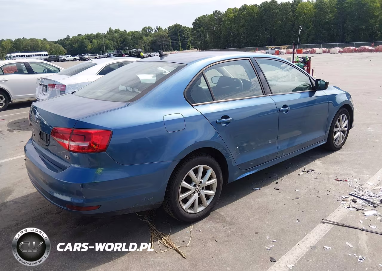 2015 Volkswagen Jetta 1.8T Se VIN:3VWD17AJ0FM290743 - 4