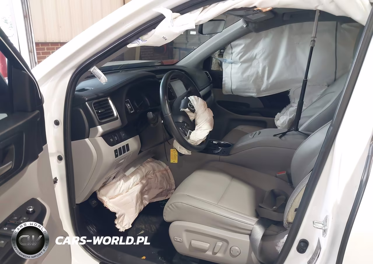 2019 Toyota Highlander Xle VIN:5TDKZRFH4KS311513 - 5