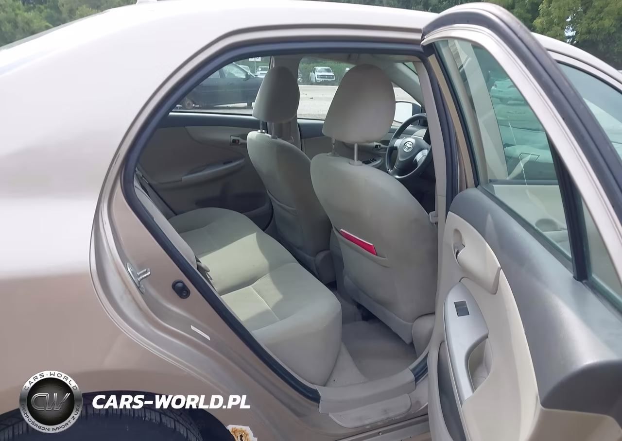 2010 Toyota Corolla Le VIN:1NXBU4EE2AZ204992 - 8