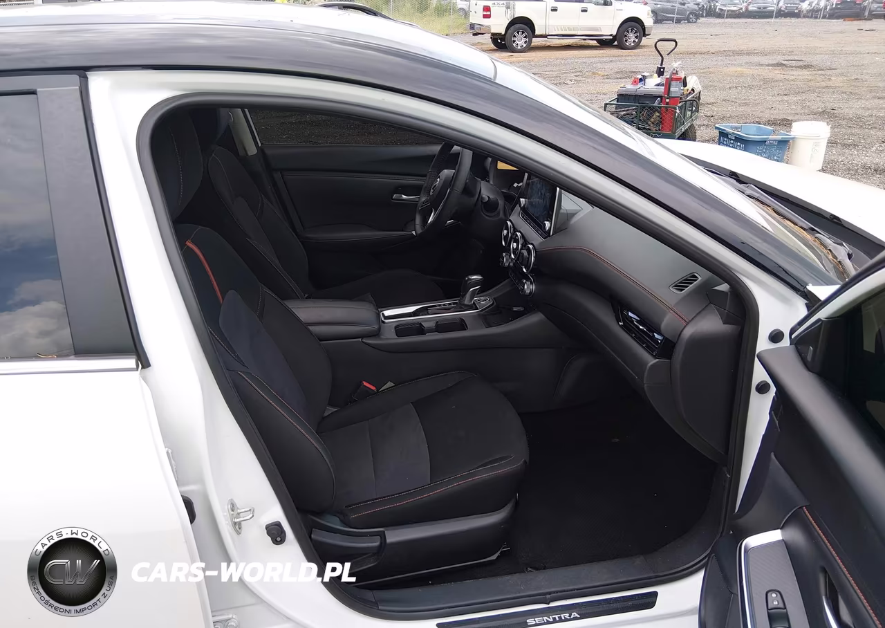 2025 Nissan Sentra Sr VIN:3N1AB8DV8SY241576 - 5