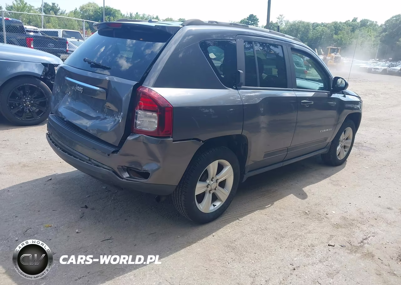 2016 Jeep Compass Sport VIN:1C4NJCBA2GD553598 - 4