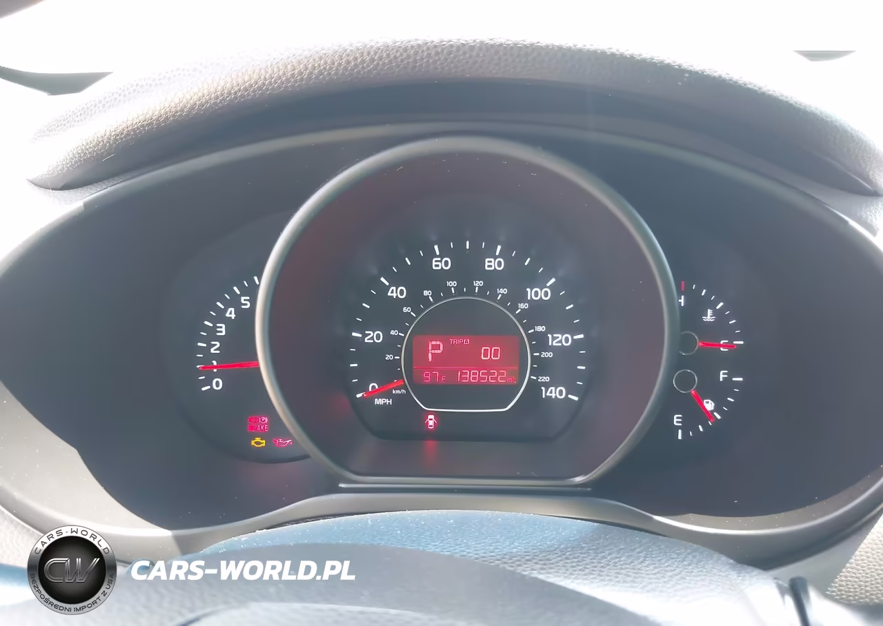 2015 Kia Soul + VIN:KNDJP3A51F7183002 - 7