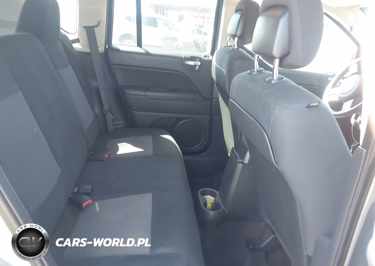 2014 Jeep Compass Sport VIN:1C4NJCBA5ED774433 - 8