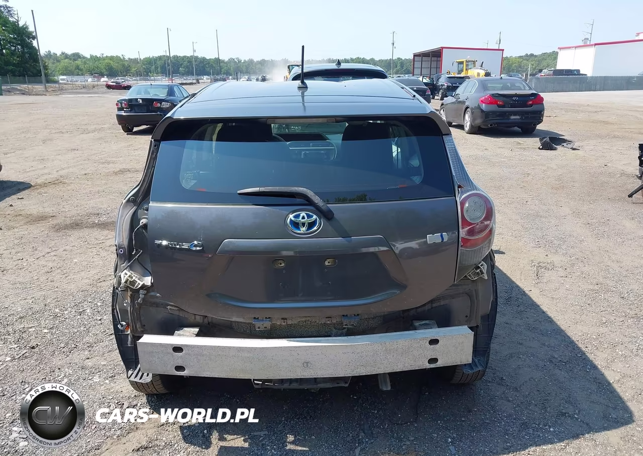 2014 Toyota Prius C Two VIN:JTDKDTB39E1066991 - 16