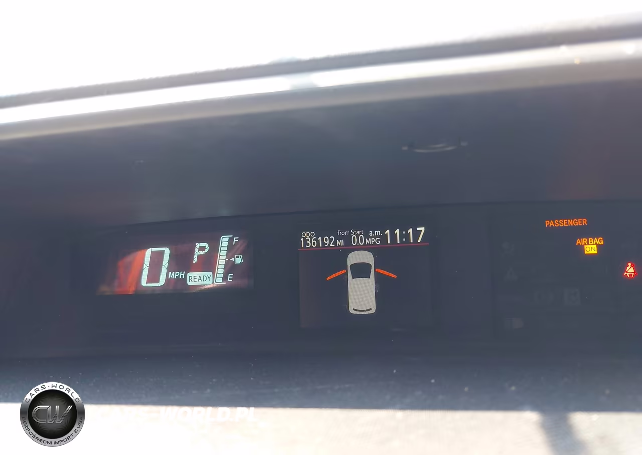 2014 Toyota Prius C Two VIN:JTDKDTB39E1066991 - 7