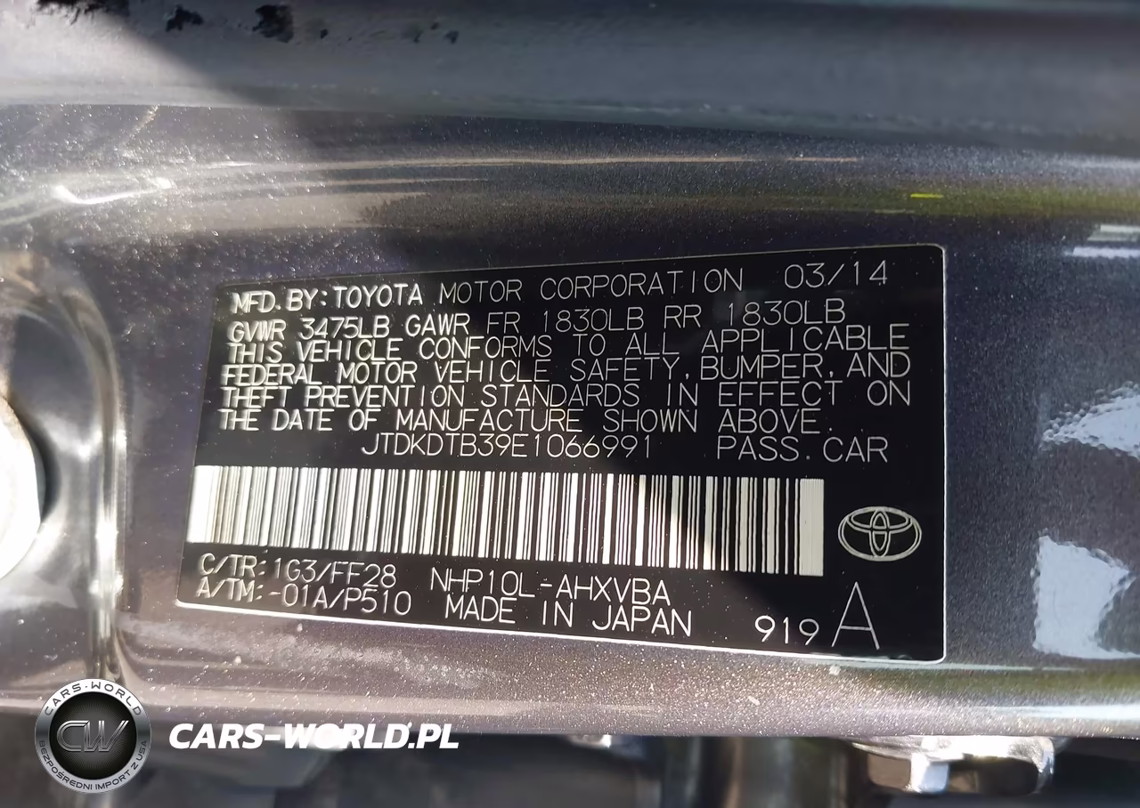 2014 Toyota Prius C Two VIN:JTDKDTB39E1066991 - 9