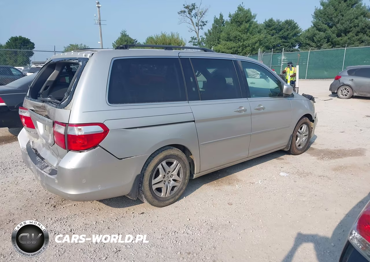 2006 Honda Odyssey Ex VIN:5FNRL38426B409957 - 4
