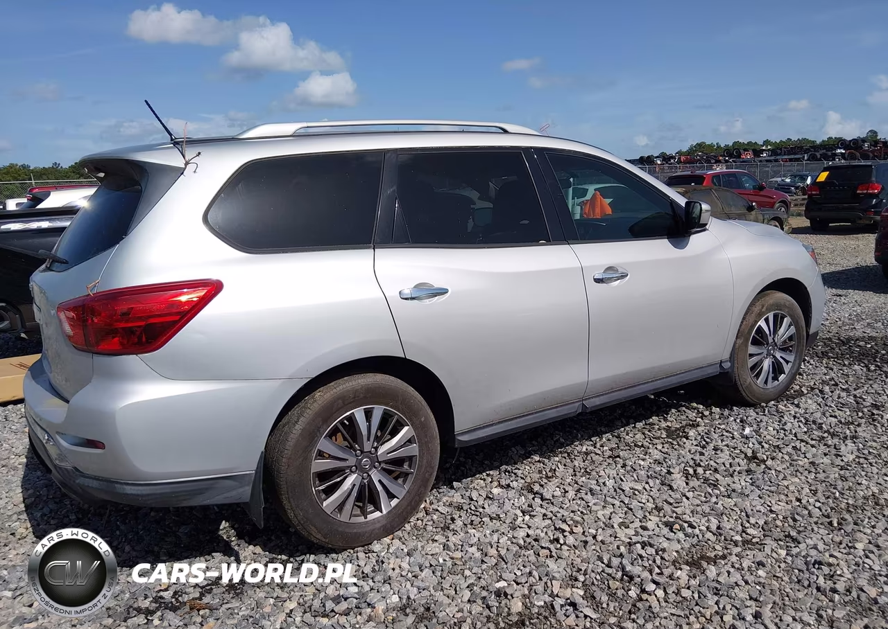 2017 Nissan Pathfinder S VIN:5N1DR2MN9HC675862 - 4