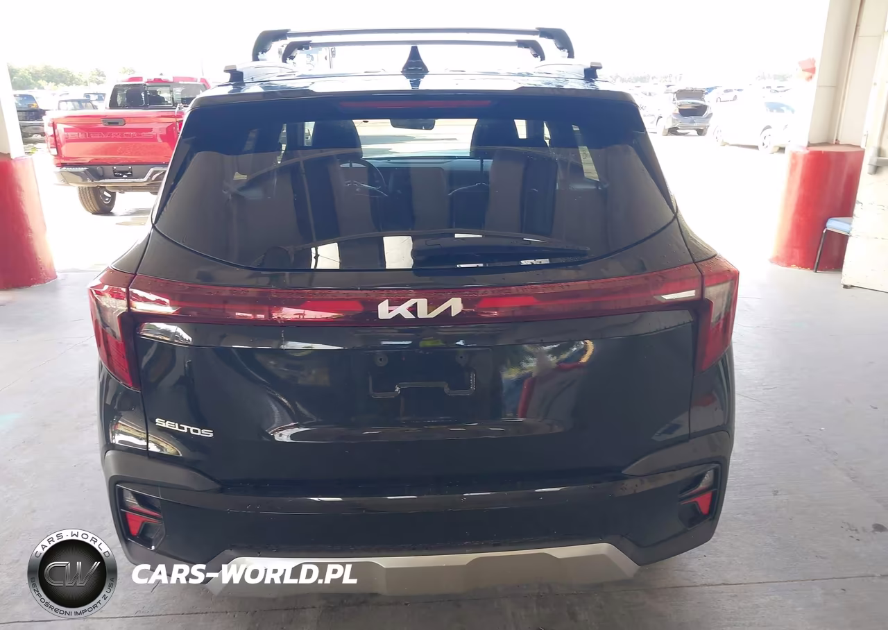 2025 Kia Seltos S VIN:KNDEU2AA6S7801328 - 17