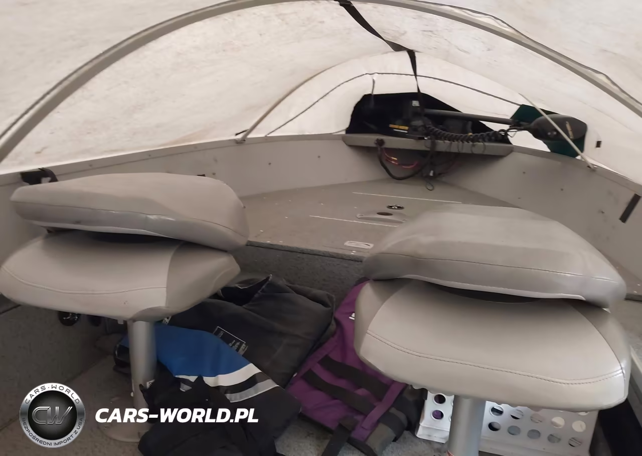 2010 Starcraft 16Ft Boat W- Trailer VIN:STR22635C910 - 5