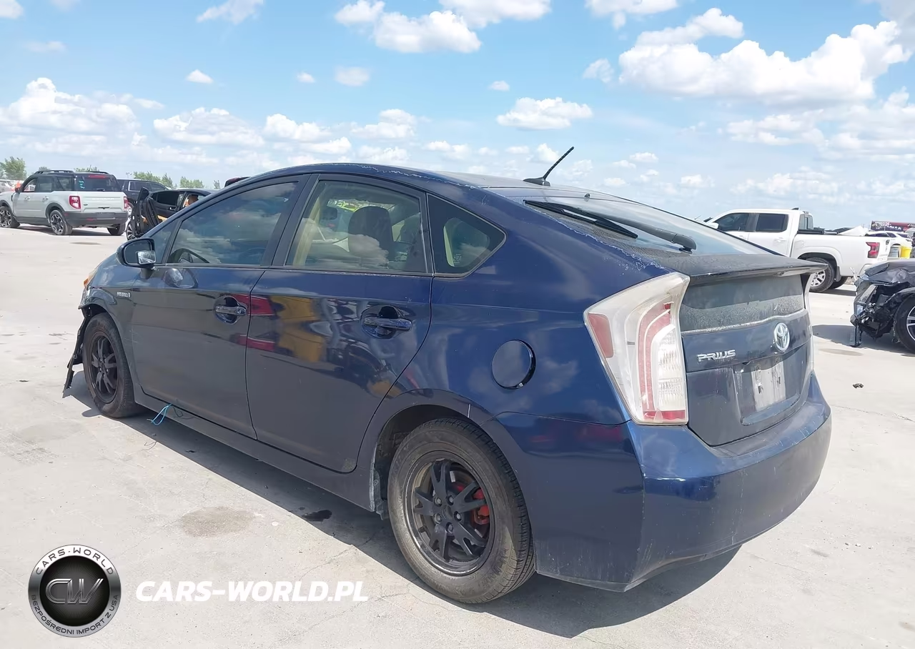 2013 Toyota Prius Four VIN:JTDKN3DU9D1625568 - 3