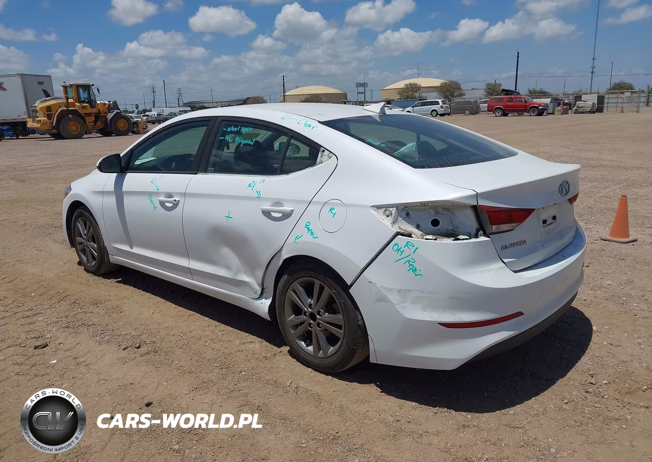 2018 Hyundai Elantra Sel VIN:5NPD84LF5JH341884 - 3