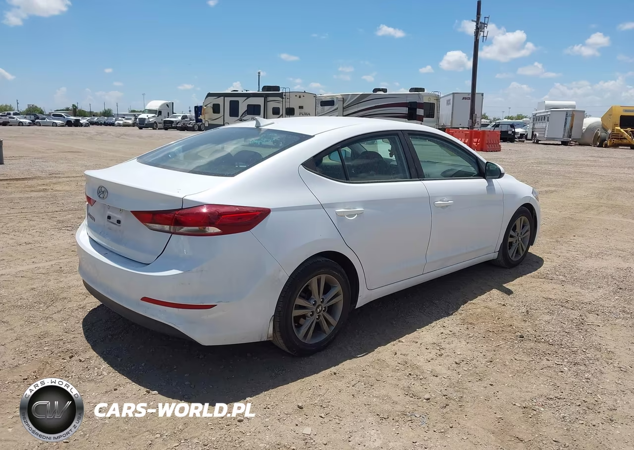 2018 Hyundai Elantra Sel VIN:5NPD84LF5JH341884 - 4
