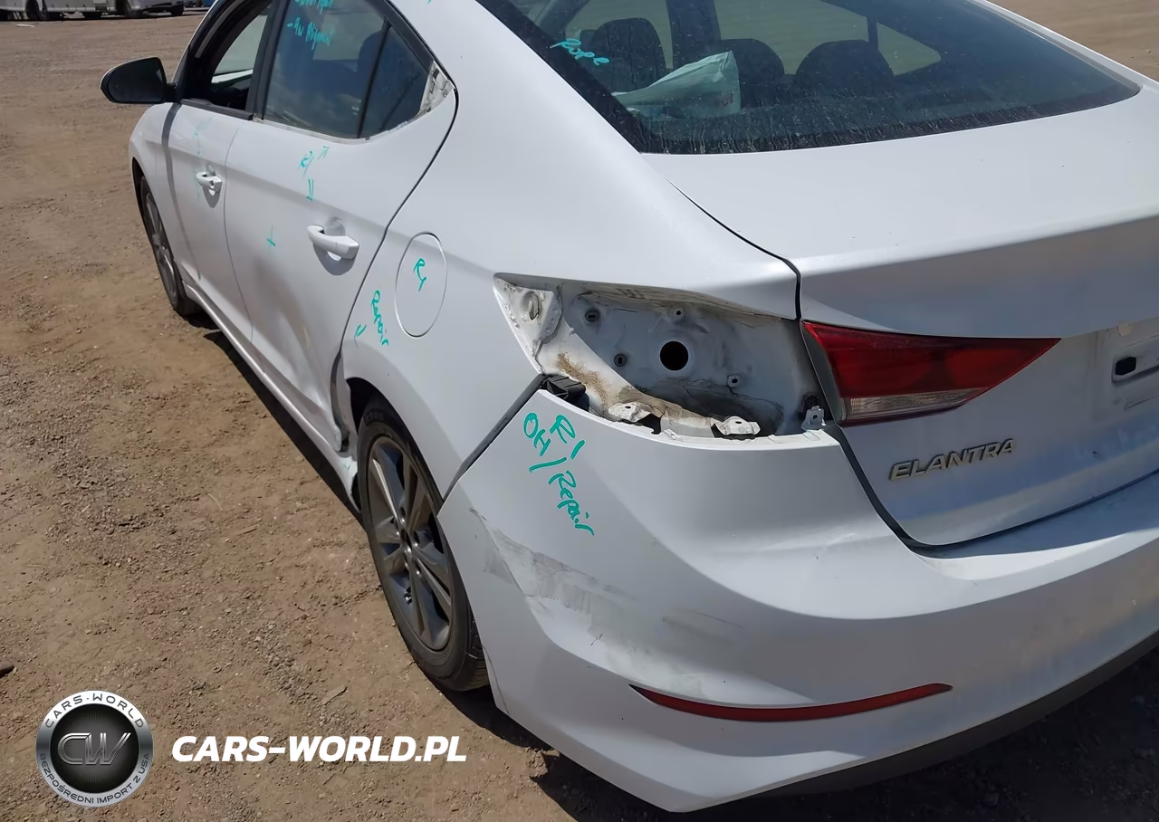 2018 Hyundai Elantra Sel VIN:5NPD84LF5JH341884 - 6