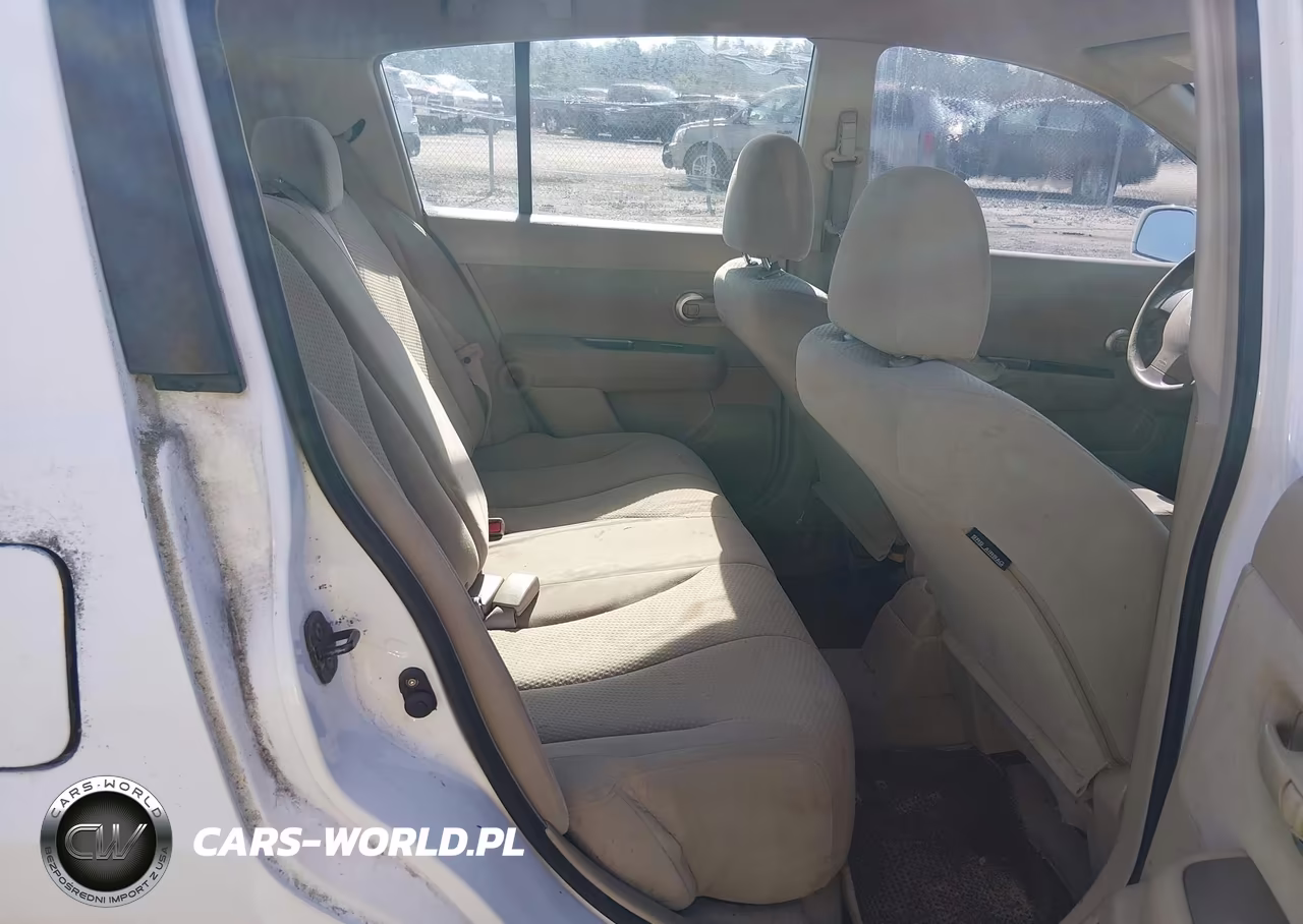2010 Nissan Versa 1.8S VIN:3N1BC1CP2AL434667 - 8