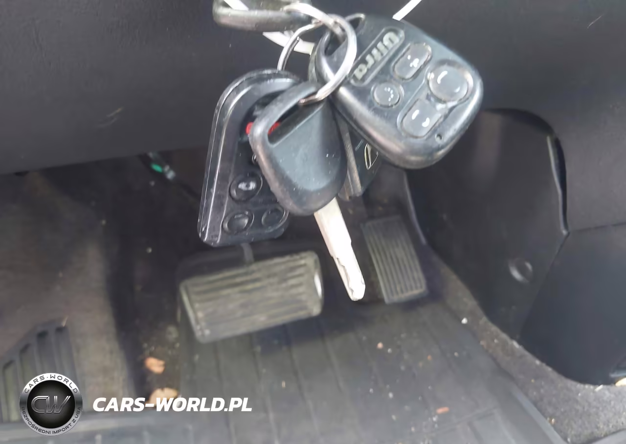 2005 Honda Odyssey Touring VIN:5FNRL388X5B097548 - 11