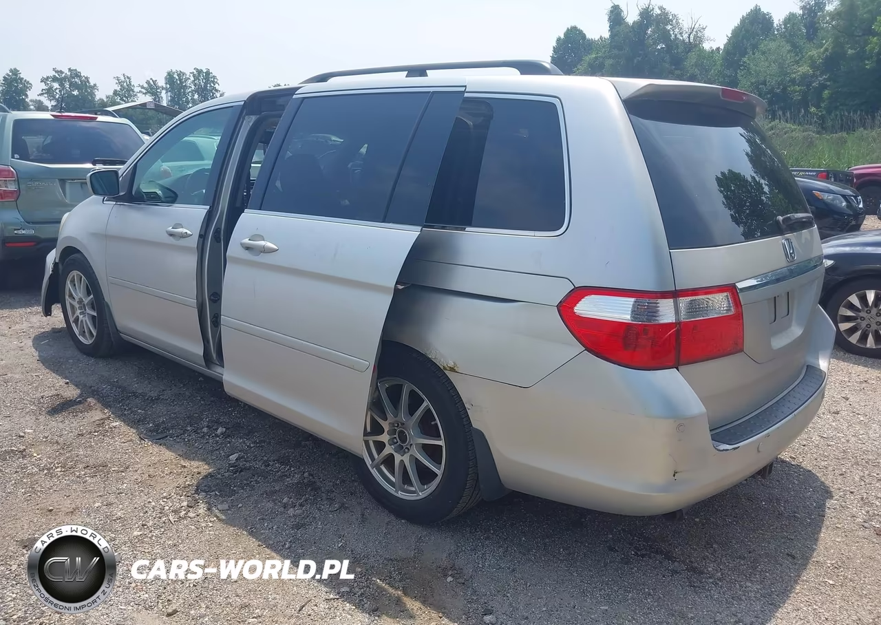 2005 Honda Odyssey Touring VIN:5FNRL388X5B097548 - 3