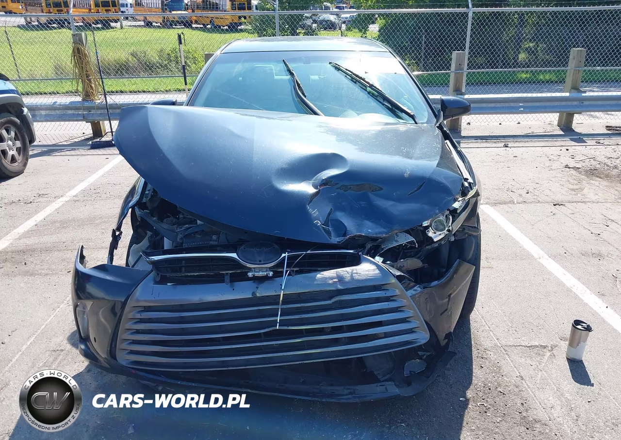 2016 Toyota Camry Le VIN:4T1BF1FK7GU577760 - 12