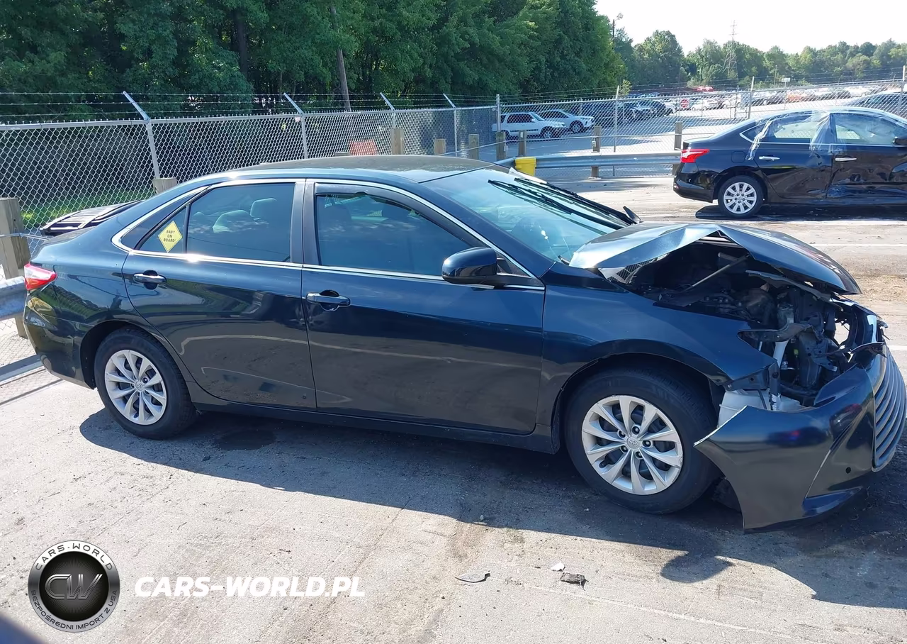 2016 Toyota Camry Le VIN:4T1BF1FK7GU577760 - 13