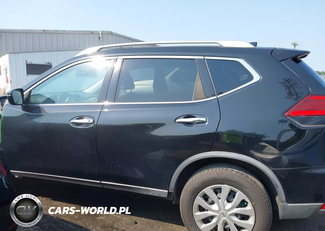 2017 Nissan Rogue S VIN:KNMAT2MV6HP597462 - 14