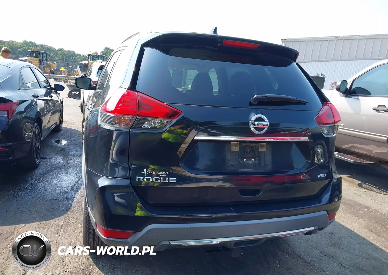 2017 Nissan Rogue S VIN:KNMAT2MV6HP597462 - 16