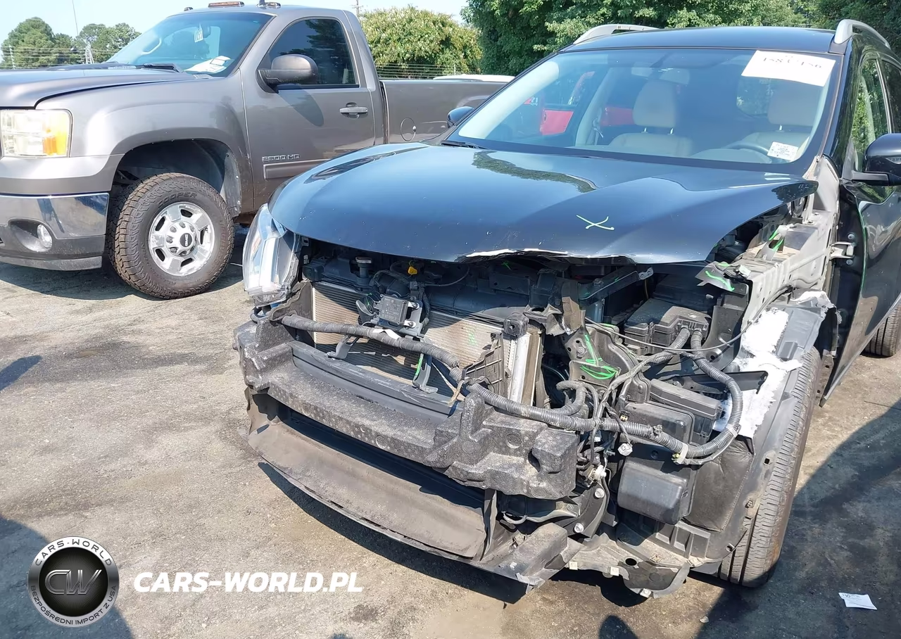 2017 Nissan Rogue S VIN:KNMAT2MV6HP597462 - 6