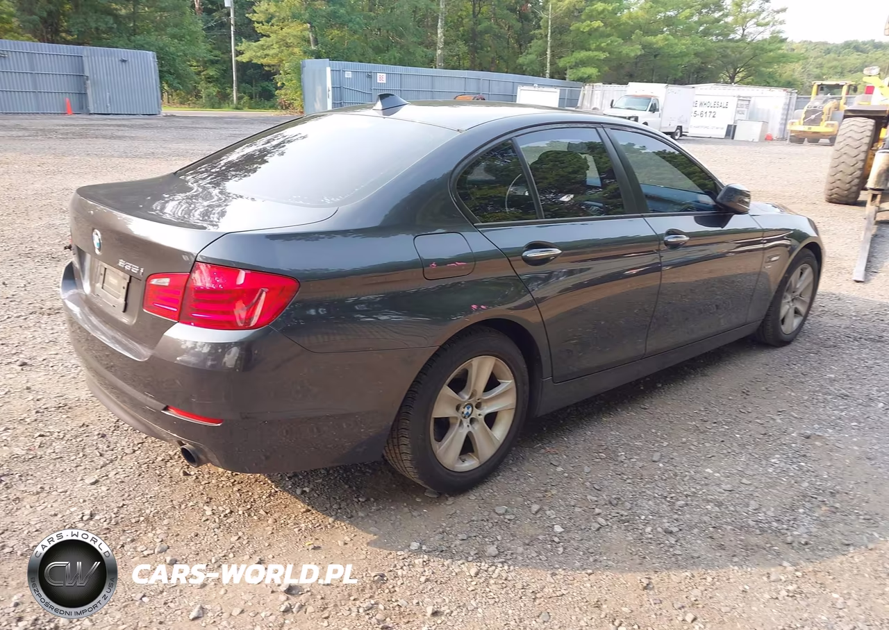 2012 BMW 535I xDrive VIN:WBAFU7C55CDU65446 - 4