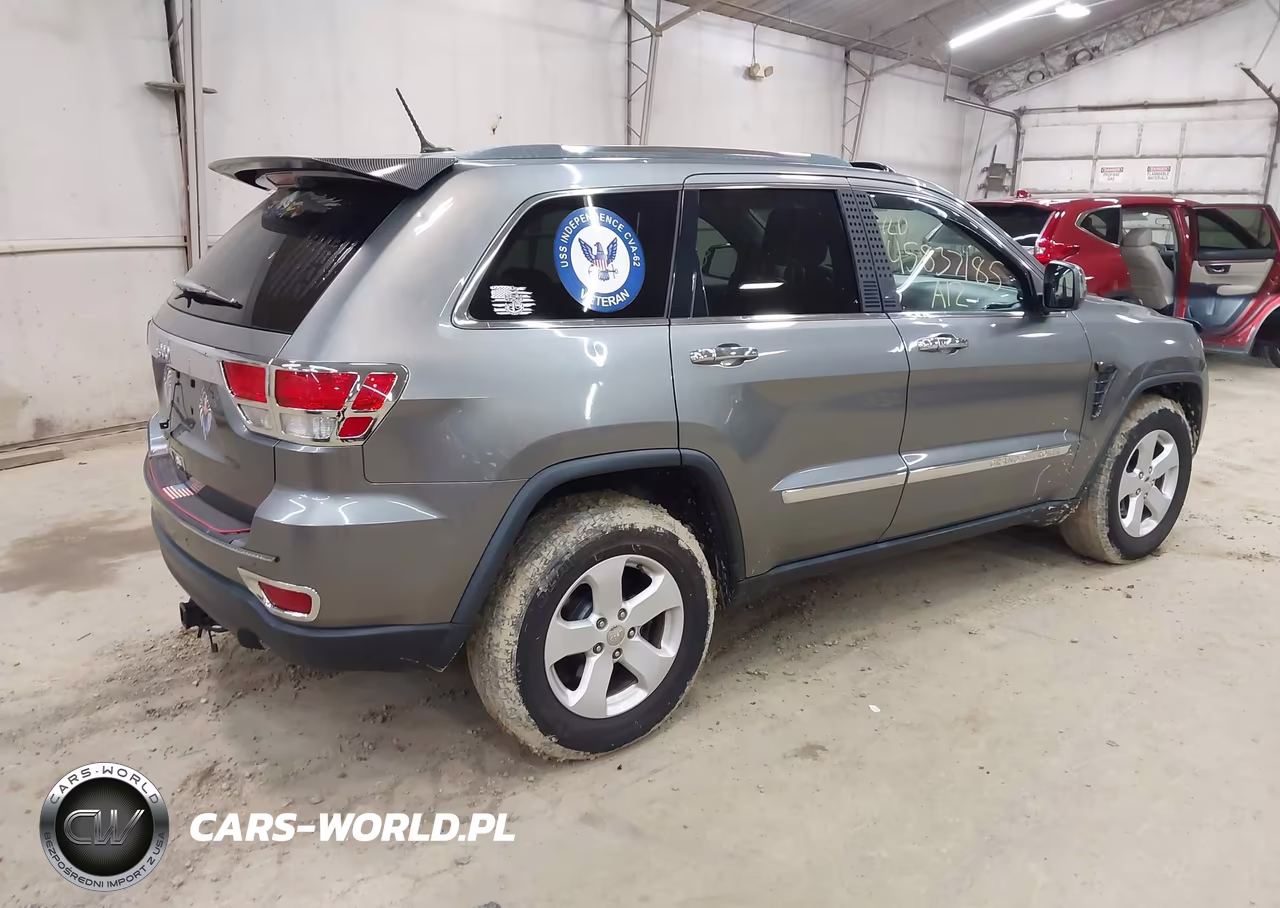 2012 Jeep Grand Cherokee Laredo VIN:1C4RJFAGXCC280483 - 4