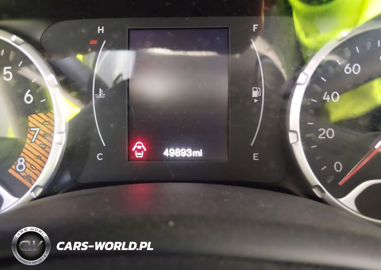 2023 Jeep Renegade Latitude 4X4 VIN:ZACNJDB12PPP28503 - 15