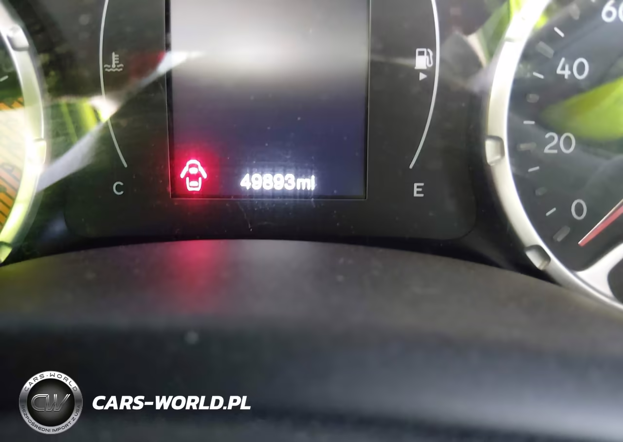 2023 Jeep Renegade Latitude 4X4 VIN:ZACNJDB12PPP28503 - 7