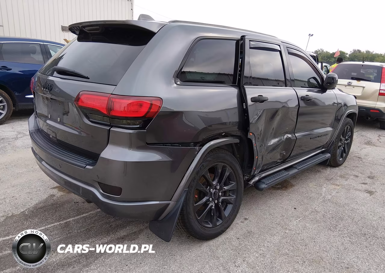 2019 Jeep Grand Cherokee Altitude 4X4 VIN:1C4RJFAG9KC667525 - 4