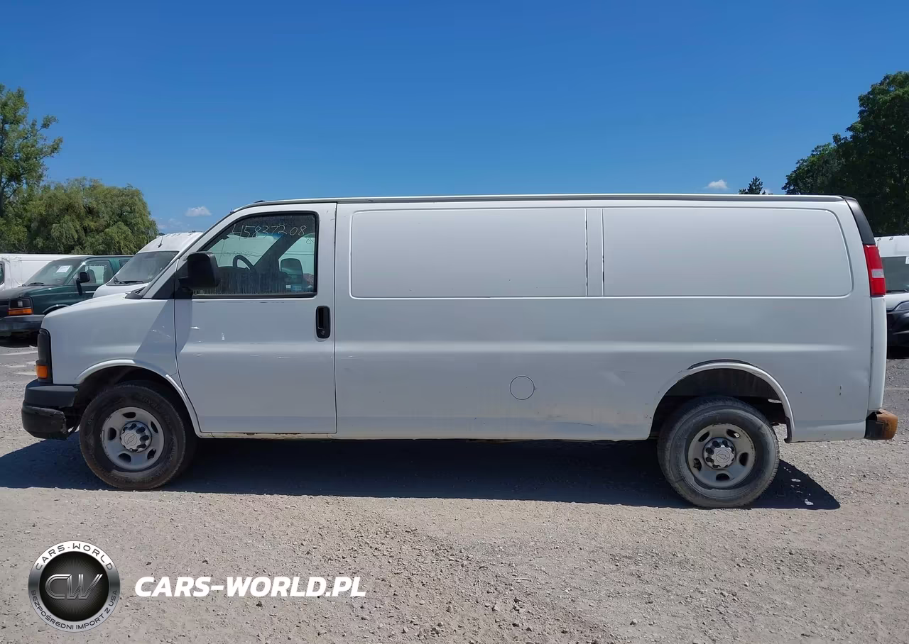 2015 Chevrolet Express 2500 Work Van VIN:1GCWGGFF5F1103363 - 15