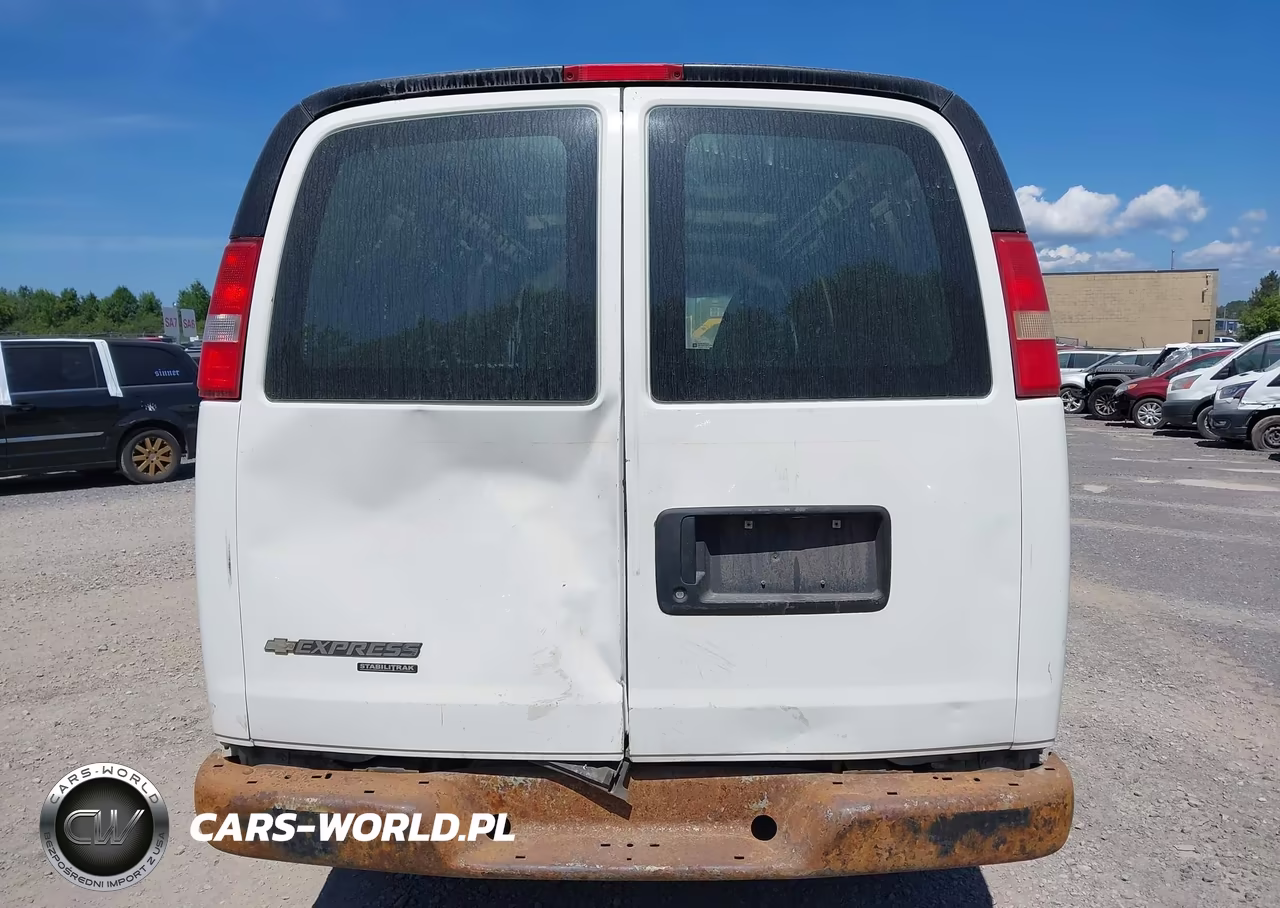 2015 Chevrolet Express 2500 Work Van VIN:1GCWGGFF5F1103363 - 17