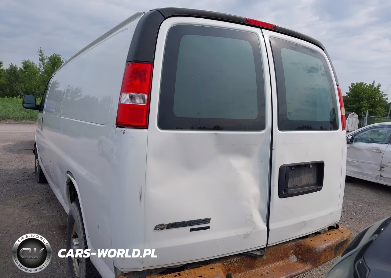 2015 Chevrolet Express 2500 Work Van VIN:1GCWGGFF5F1103363 - 19