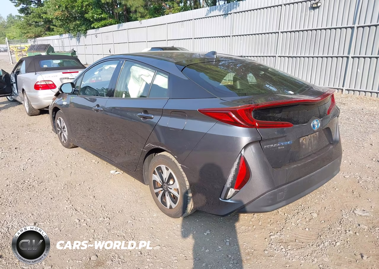 2018 Toyota Prius Prime Premium VIN:JTDKARFP0J3087977 - 3
