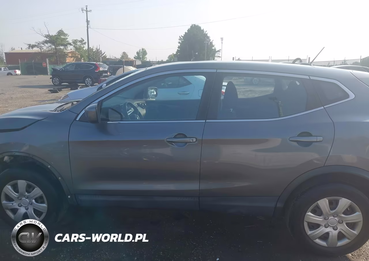 2018 Nissan Rogue Sport S VIN:JN1BJ1CP4JW154183 - 14
