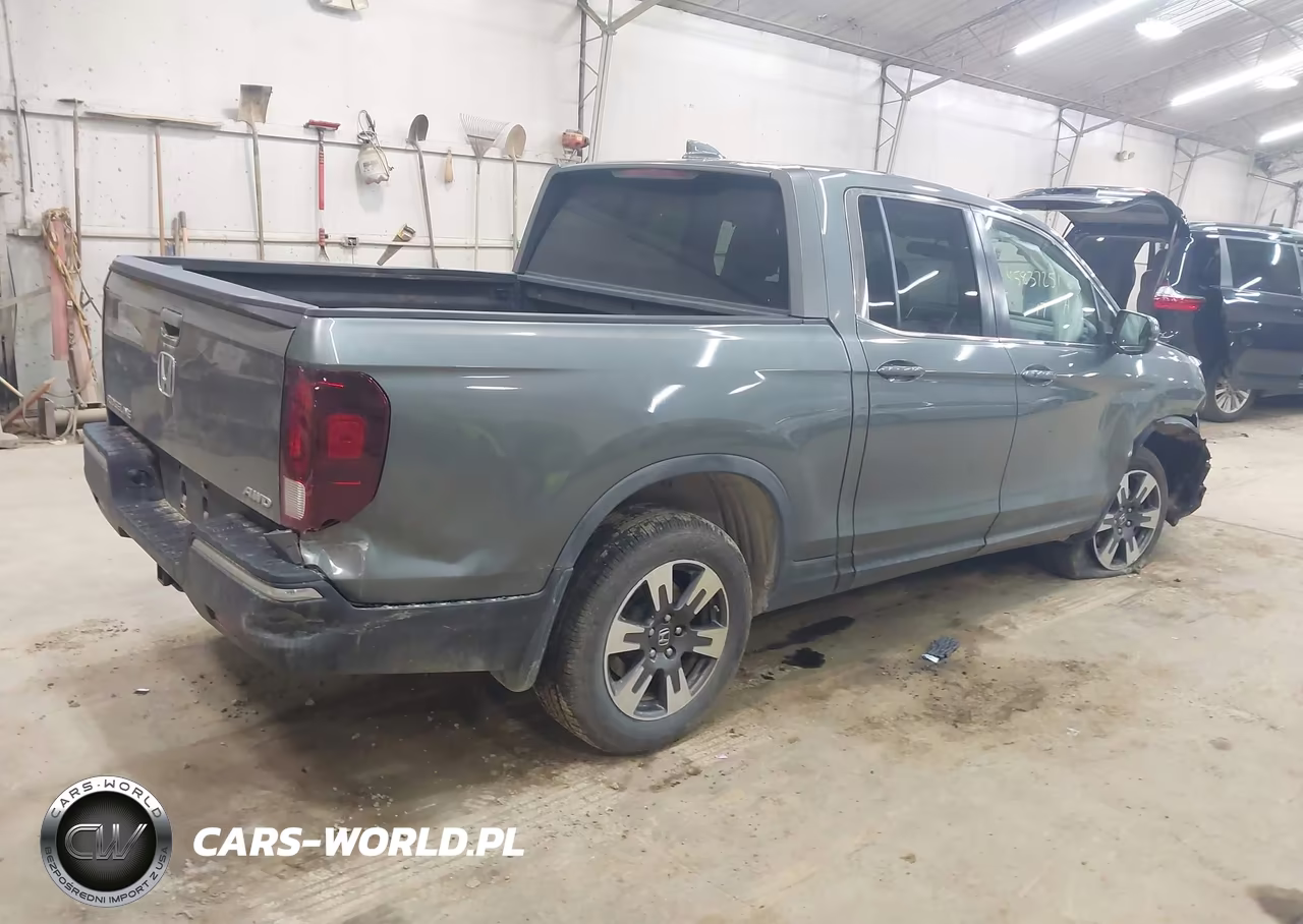 2017 Honda Ridgeline Rtl VIN:5FPYK3F58HB019563 - 4