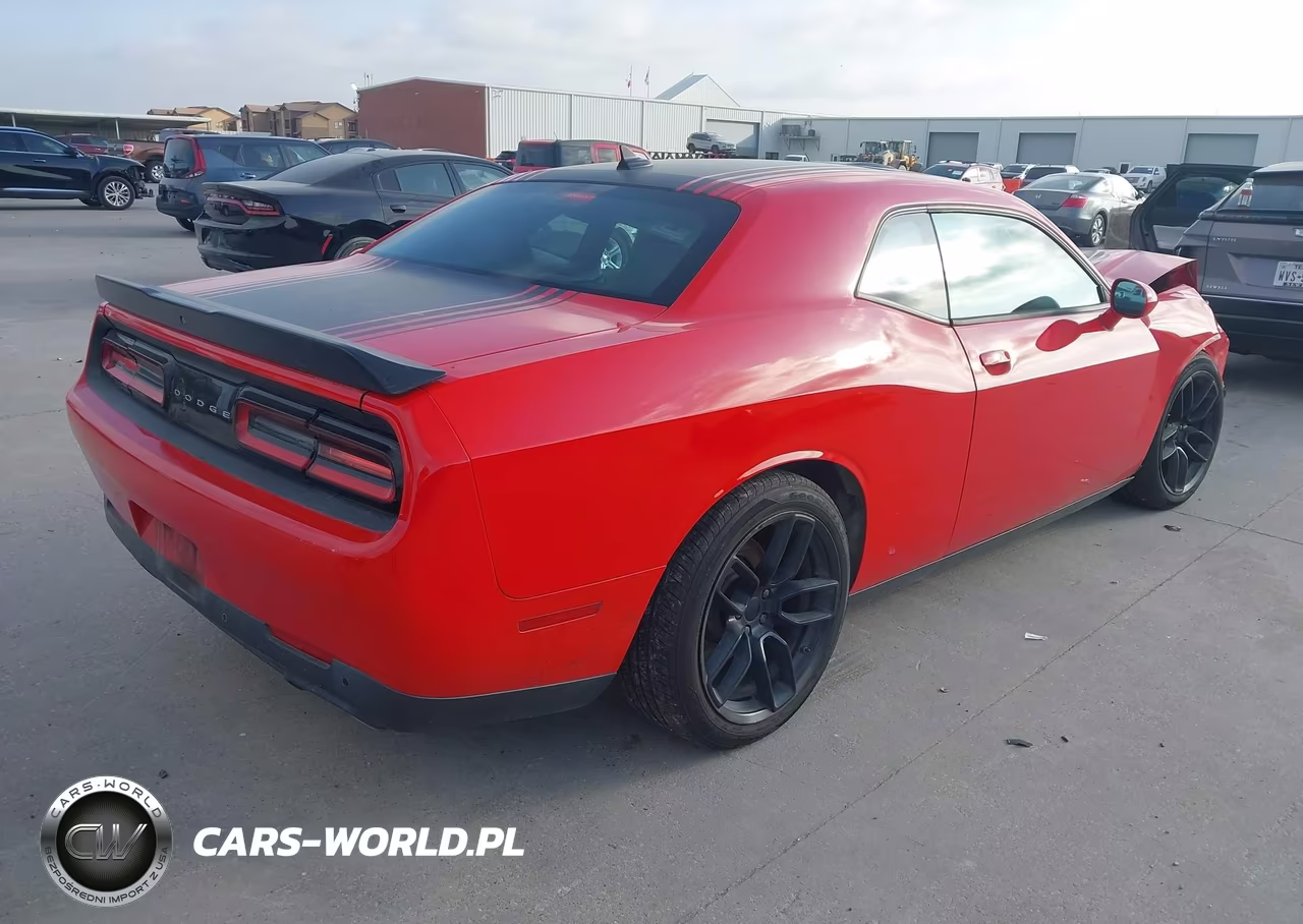2015 Dodge Challenger R-T Scat Pack Shaker VIN:2C3CDZFJ2FH878494 - 4
