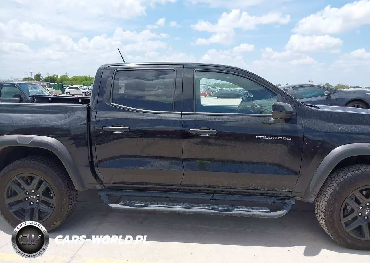 2024 Chevrolet Colorado 4Wd Trail Boss VIN:1GCPTEEKXR1303520 - 14