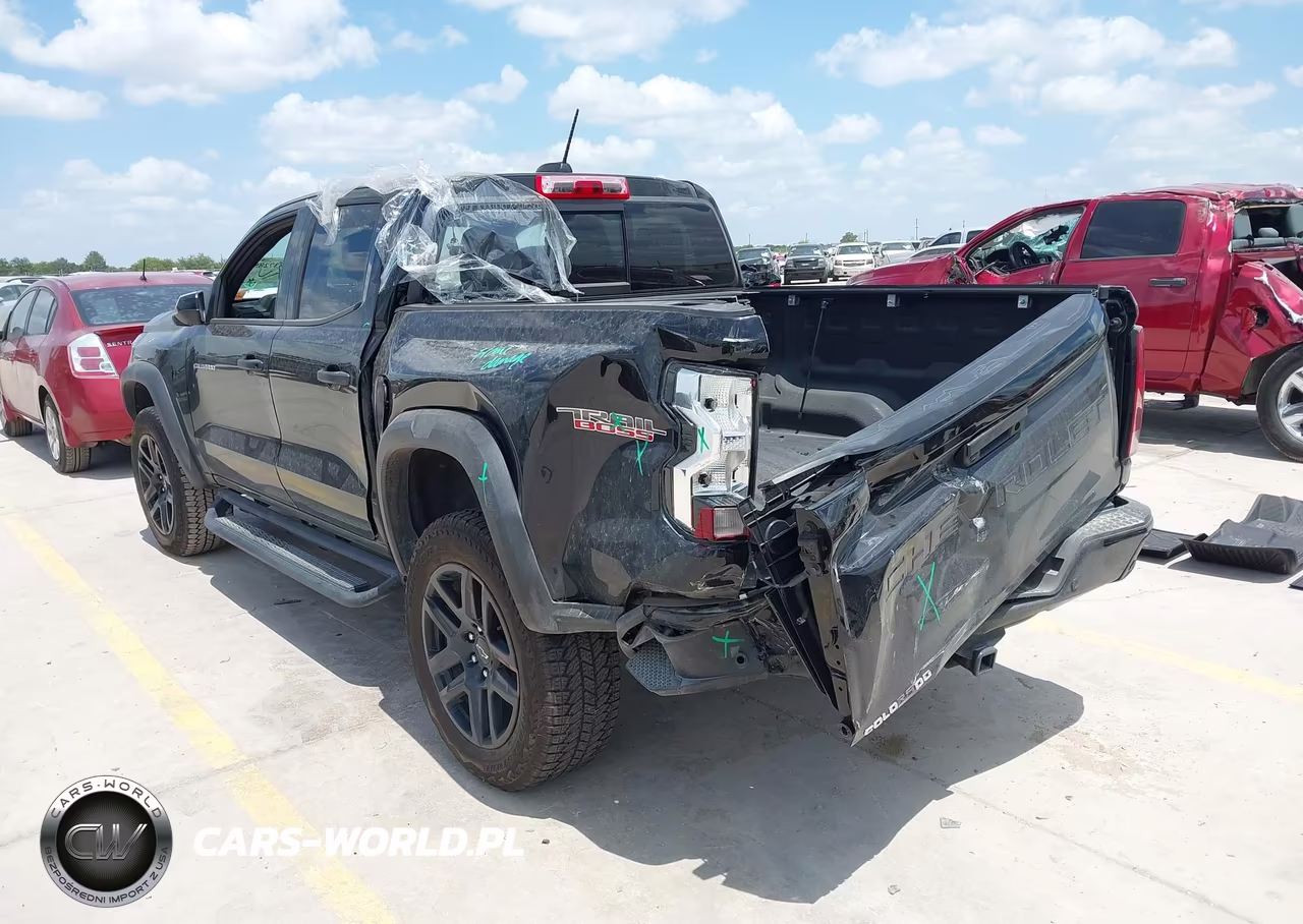 2024 Chevrolet Colorado 4Wd Trail Boss VIN:1GCPTEEKXR1303520 - 3