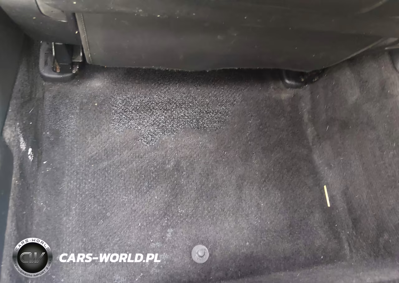 2009 Hyundai Genesis 4.6 VIN:KMHGC46F99U058750 - 13