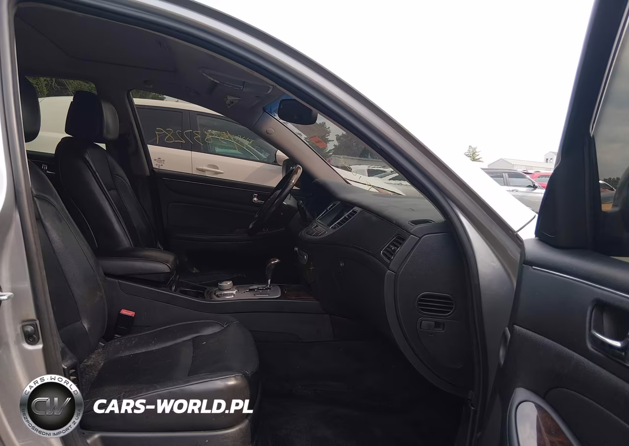 2009 Hyundai Genesis 4.6 VIN:KMHGC46F99U058750 - 5