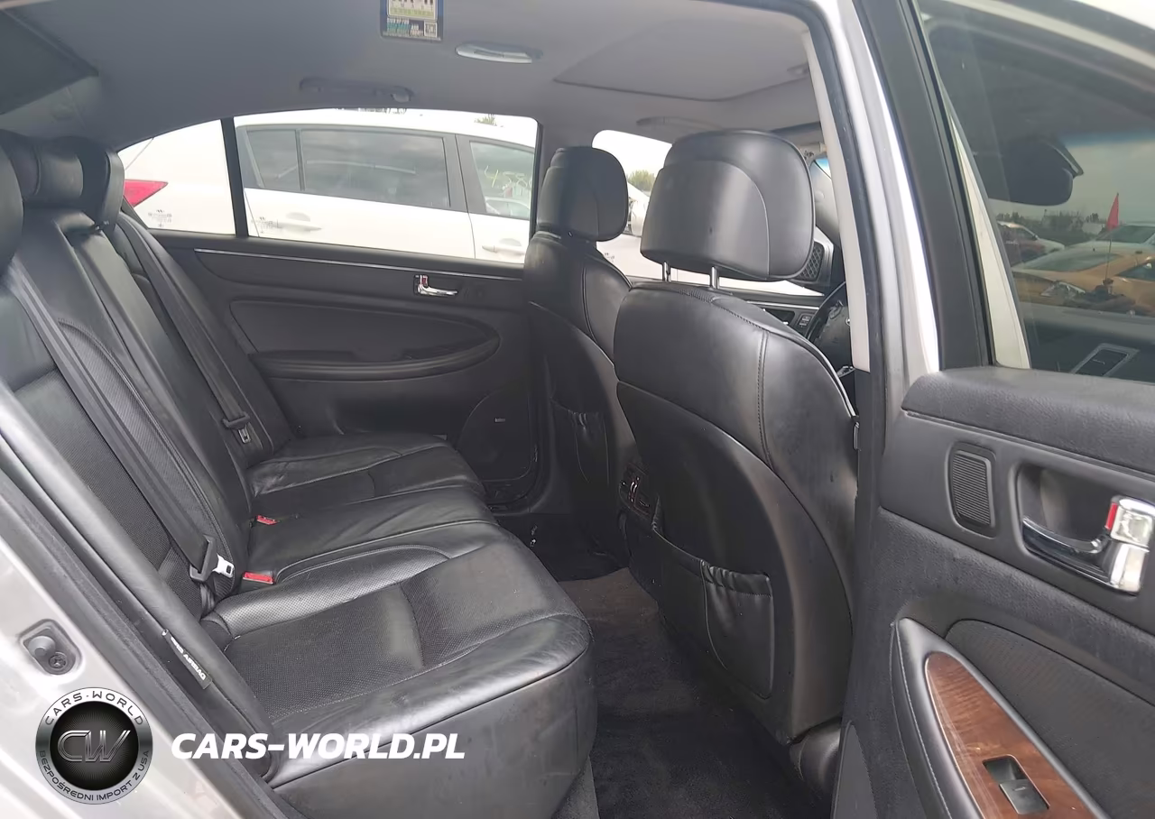 2009 Hyundai Genesis 4.6 VIN:KMHGC46F99U058750 - 8