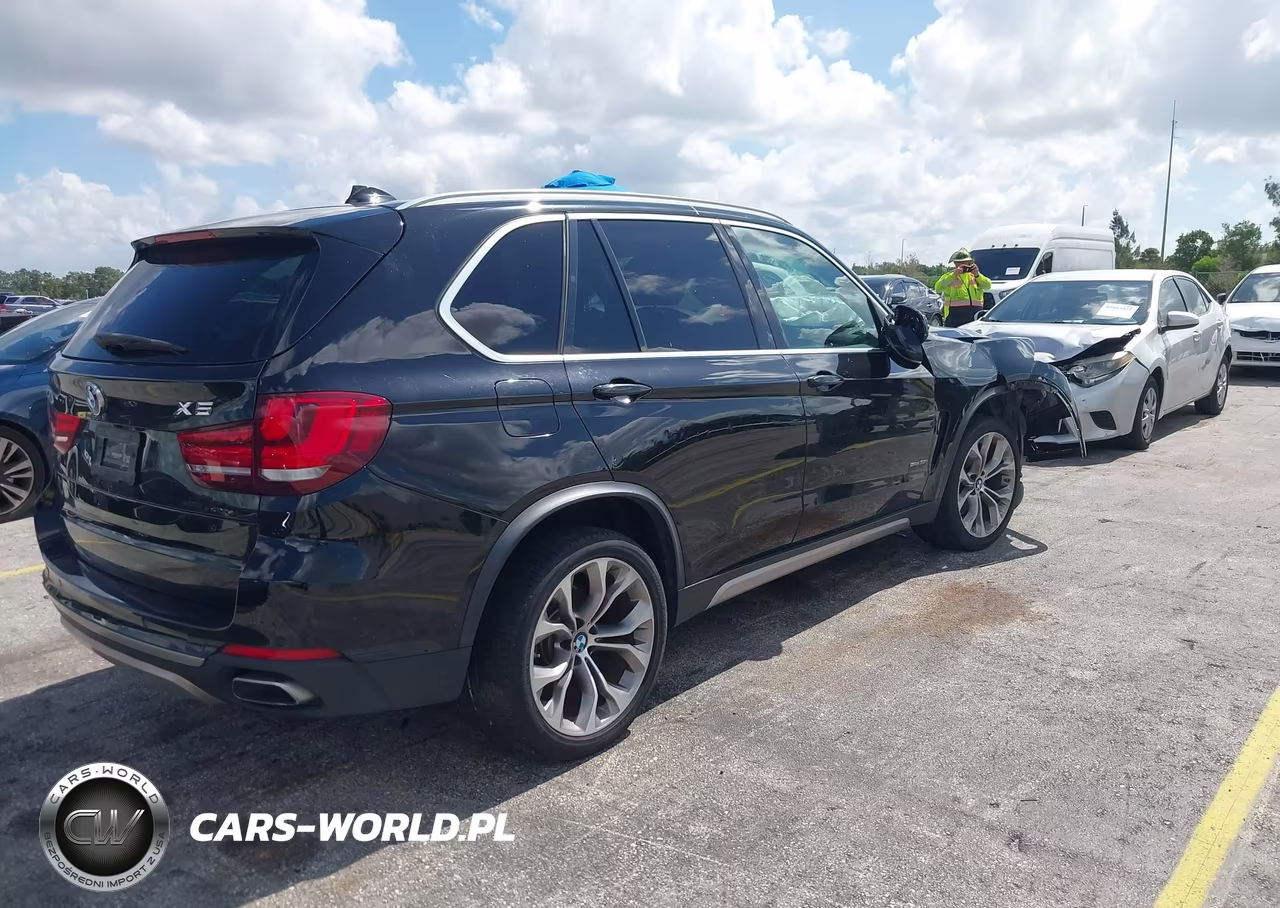 2018 BMW X5 Sdrive35I VIN:5UXKR2C57J0Z17647 - 4