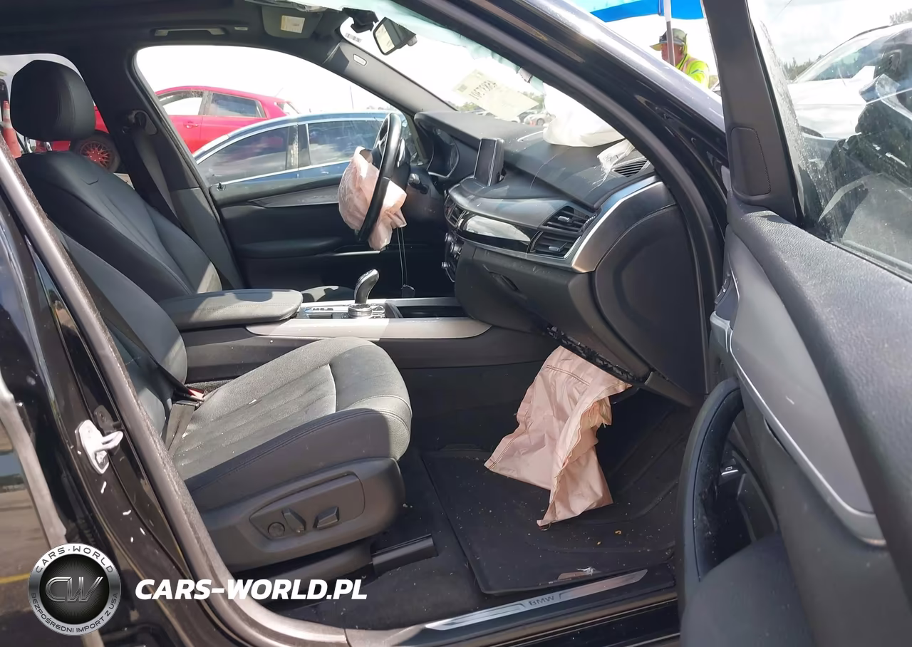 2018 BMW X5 Sdrive35I VIN:5UXKR2C57J0Z17647 - 5